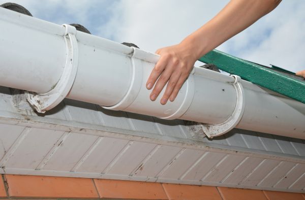 Gutter Reattachment in Mebane